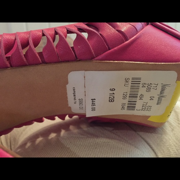 Authentic- CHRISTION DIOR HEELS - Picture 3 of 4